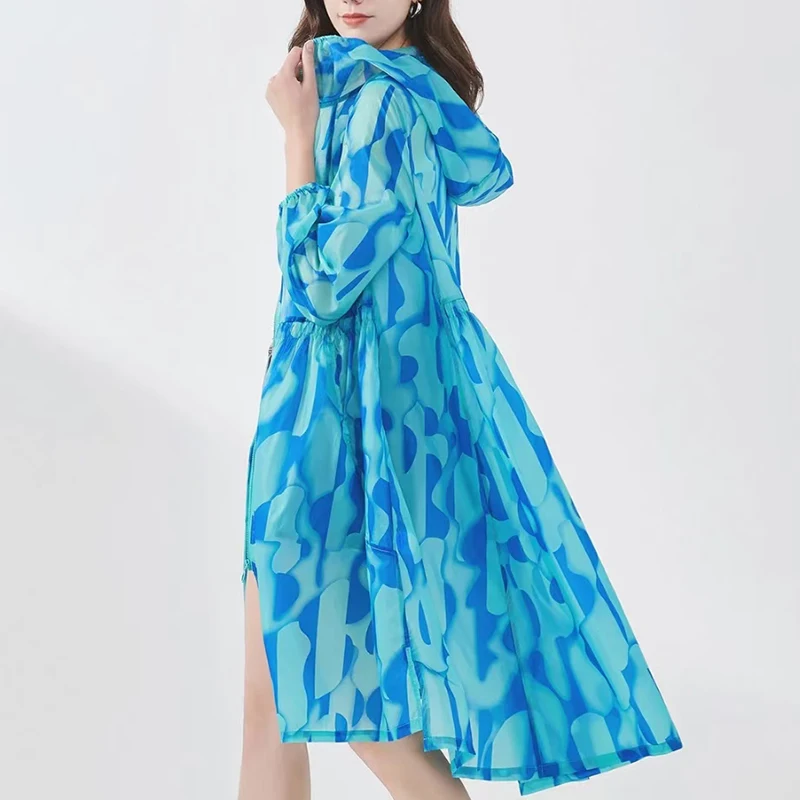 VGH Casual Hit Color Sun Protection Coat For Women Hooded Long Sleeve Loose Waist Ruched Coats Females Spring Fashion 2021 Style
VGH Casual Hit Color Sun Protection Coat For Women Hooded Long Sleeve Loose Waist Ruched Coats Females Spring Fashion 2021 Style