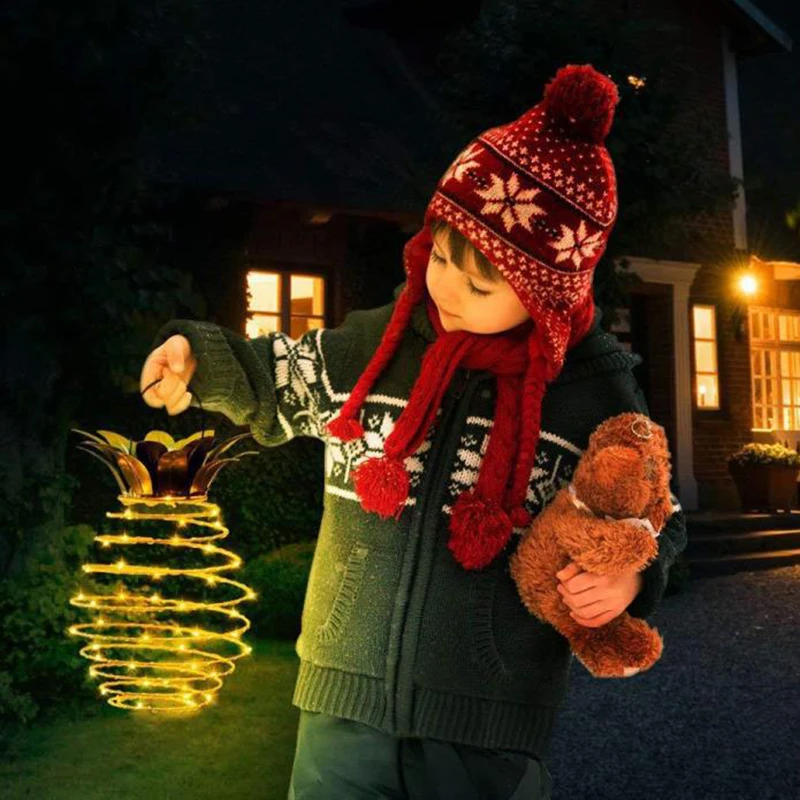 2 PCS Pineapple Solar Light Decorative Waterproof Hanging Outdoor Lamp with 24 LEDs Garden Landscape Fairy Light Lantern HANW88
2 PCS Pineapple Solar Light Decorative Waterproof Hanging Outdoor Lamp with 24 LEDs Garden Landscape Fairy Light Lantern HANW88