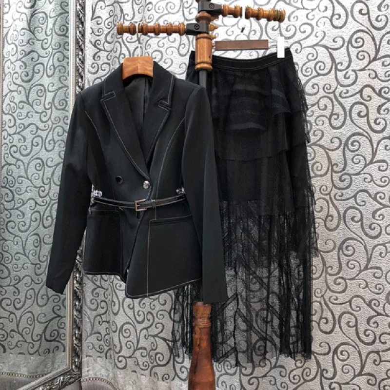 Top Quality New Clothing Sets 2020 Autumn Blazer Suit Women Color Block Stitching Black Coat Blazer Suits+Sexy Lace Long Skirt 
Top Quality New Clothing Sets 2020 Autumn Blazer Suit Women Color Block Stitching Black Coat Blazer Suits+Sexy Lace Long Skirt