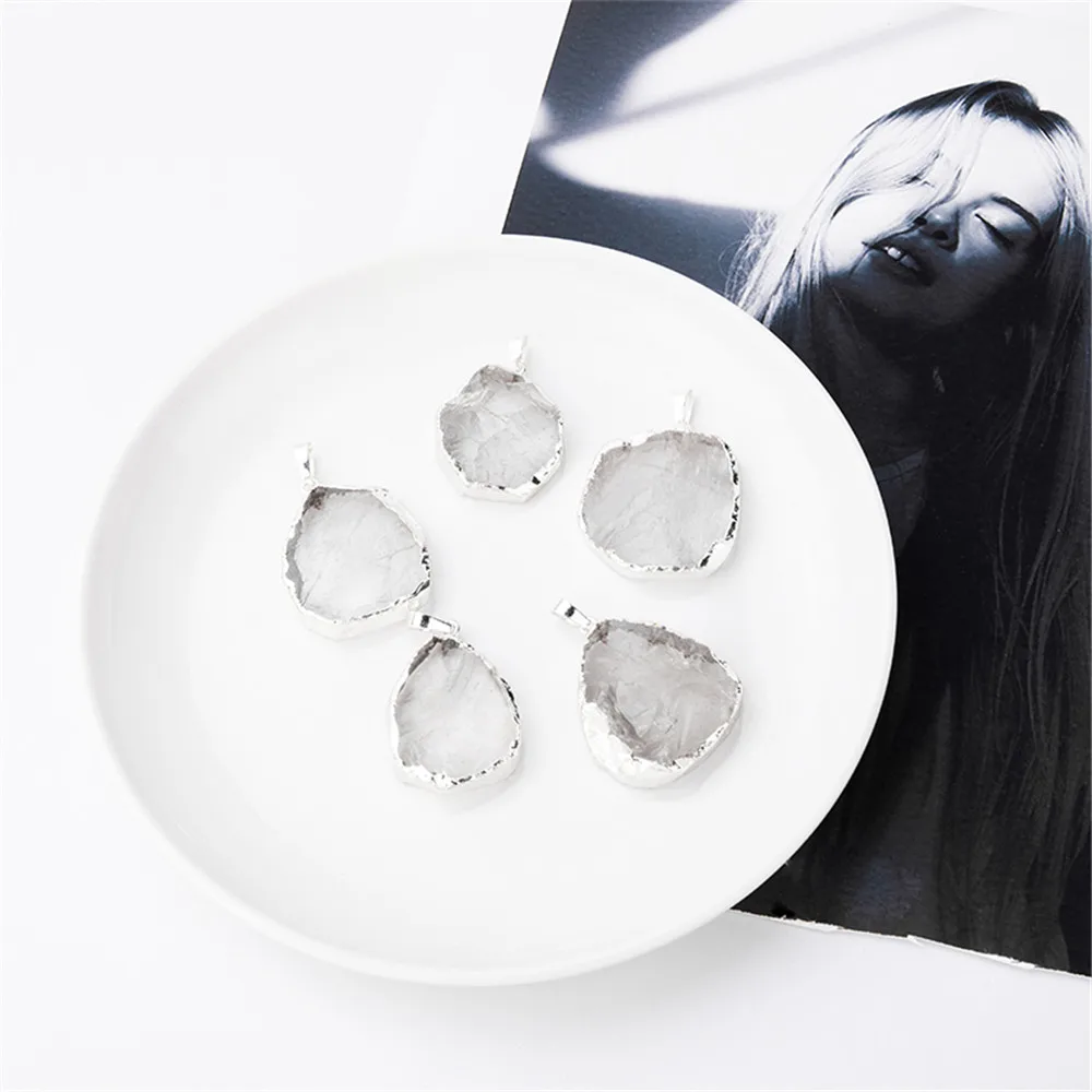 Natural Transparent White Crystal Pandent Necklace Reiki Healing Crystal Quartz Pandent Natural Pandent
Natural Transparent White Crystal Pandent Necklace Reiki Healing Crystal Quartz Pandent Natural Pandent