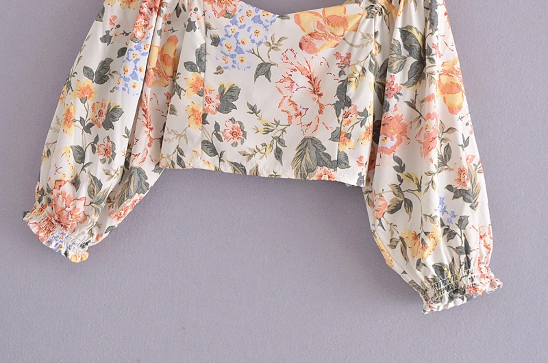 Splend Moda 2021 Summer Pullover Square Collar Slim Women Elastic Waist Puff Sleeve Crop Top Shirt + Printed Shorts Suit Fashion
Splend Moda 2021 Summer Pullover Square Collar Slim Women Elastic Waist Puff Sleeve Crop Top Shirt + Printed Shorts Suit Fashion