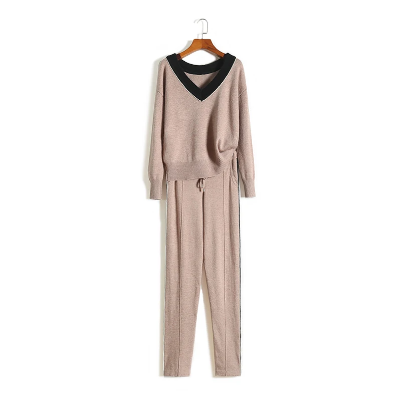 2020 Real Full New Cashmere Knit 2 Piece Suit Female Ocean Beaded Two Wearing V-neck Sweater Trousers Two-piece Matching Sets
2020 Real Full New Cashmere Knit 2 Piece Suit Female Ocean Beaded Two Wearing V-neck Sweater Trousers Two-piece Matching Sets