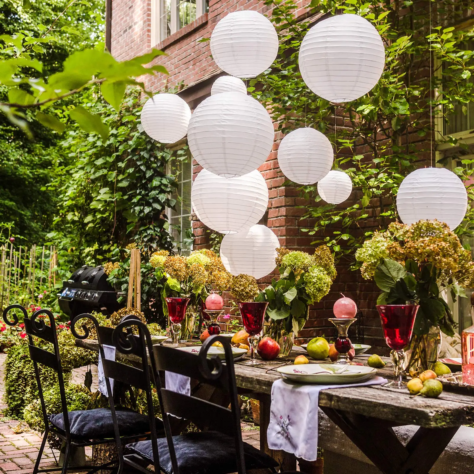 30pcs/Lot 4''-12'' Mix Size Chinese Paper Ball Lampion Hanging White Wedding Decoration Paper Lanterns Lampshade Party Decor
30pcs/Lot 4''-12'' Mix Size Chinese Paper Ball Lampion Hanging White Wedding Decoration Paper Lanterns Lampshade Party Decor