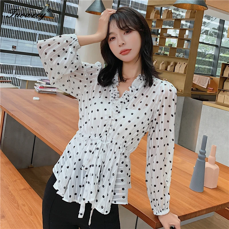 Women Chiffon polka dot white Blouse Shirt 2019 Female Clothing Long Sleeve Blusas Chiffon v-neck Blouses elegant Lady Tops
Women Chiffon polka dot white Blouse Shirt 2019 Female Clothing Long Sleeve Blusas Chiffon v-neck Blouses elegant Lady Tops