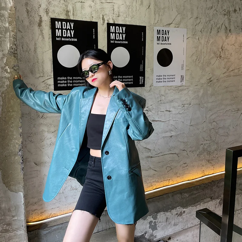 Korean Blue Faux PU Leather Jacket Women Loose Casual Spring Autumn Notched Collar Long Sleeve Suit Jacket Streetwear Fashion
Korean Blue Faux PU Leather Jacket Women Loose Casual Spring Autumn Notched Collar Long Sleeve Suit Jacket Streetwear Fashion