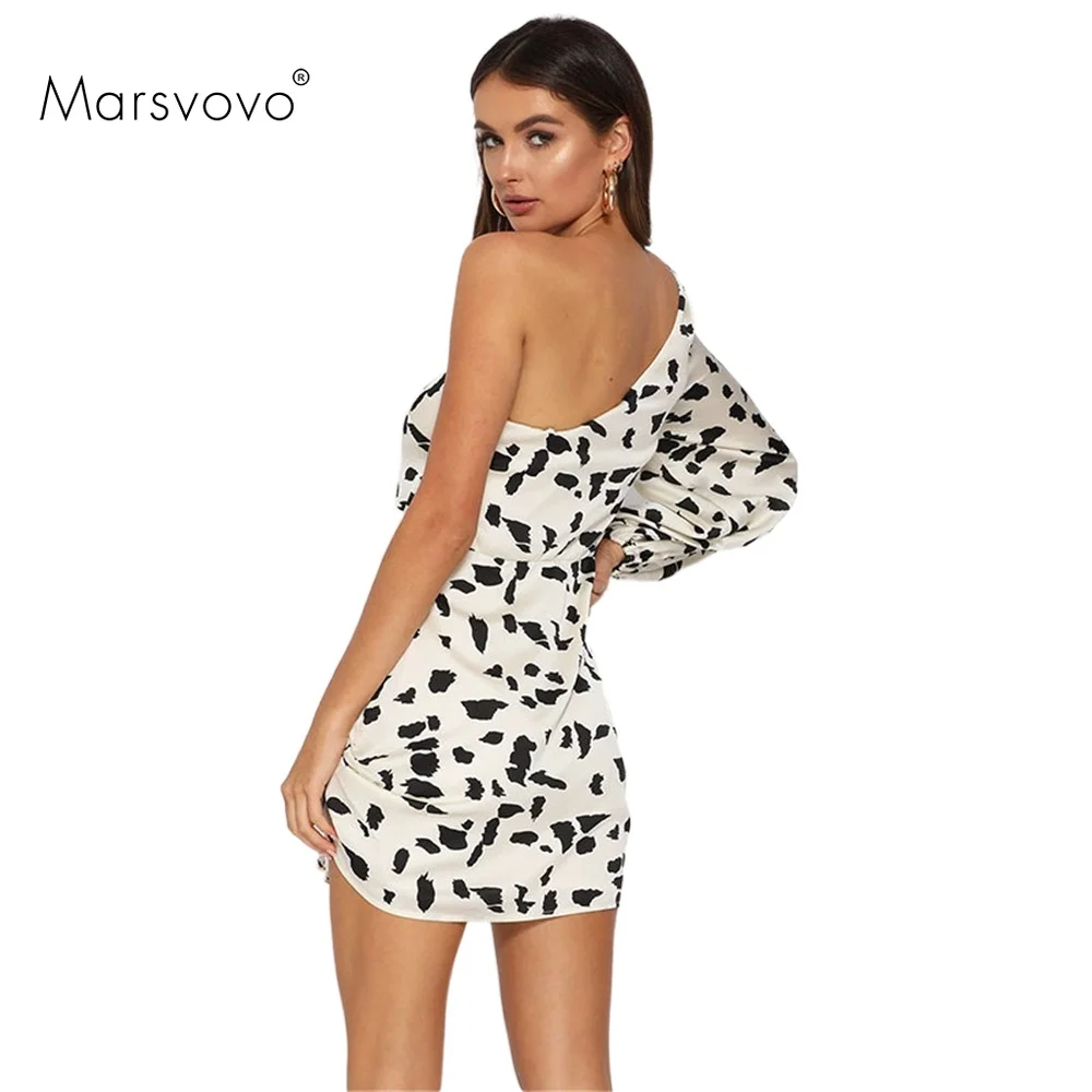 Bandage Dress Shirring Slit Women Summer Cothes One Shoulder Off Leopard Printted Party Dress Porm Wear Outfits for 90s Girls
Bandage Dress Shirring Slit Women Summer Cothes One Shoulder Off Leopard Printted Party Dress Porm Wear Outfits for 90s Girls