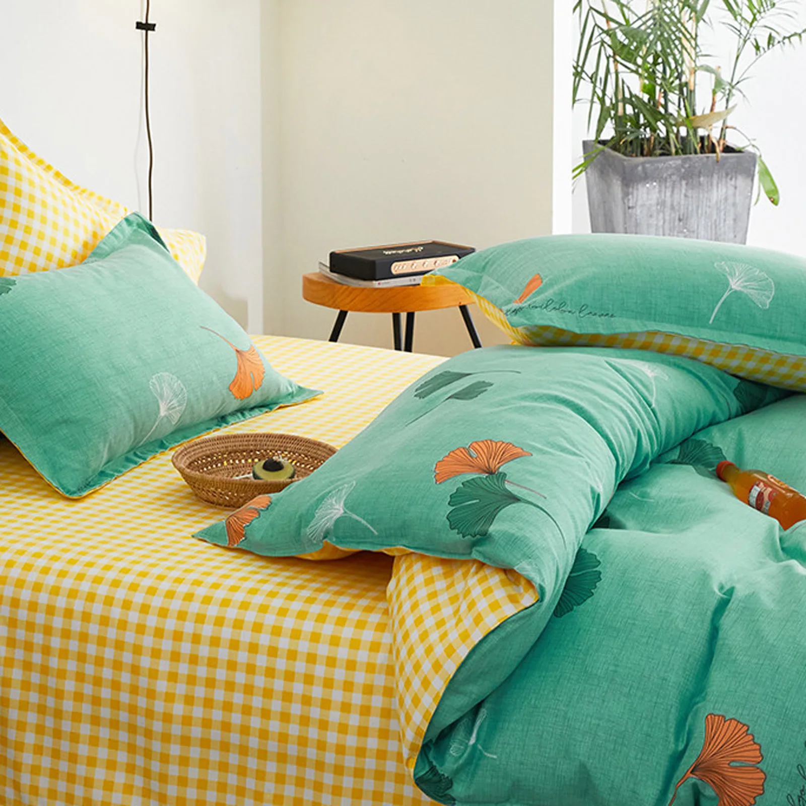 Bed Sheets And Quilt Cover Bedding Four-piece Set Thicken All Seasons Are Available As A Gift Two-color Washing Thick Cotton
Bed Sheets And Quilt Cover Bedding Four-piece Set Thicken All Seasons Are Available As A Gift Two-color Washing Thick Cotton