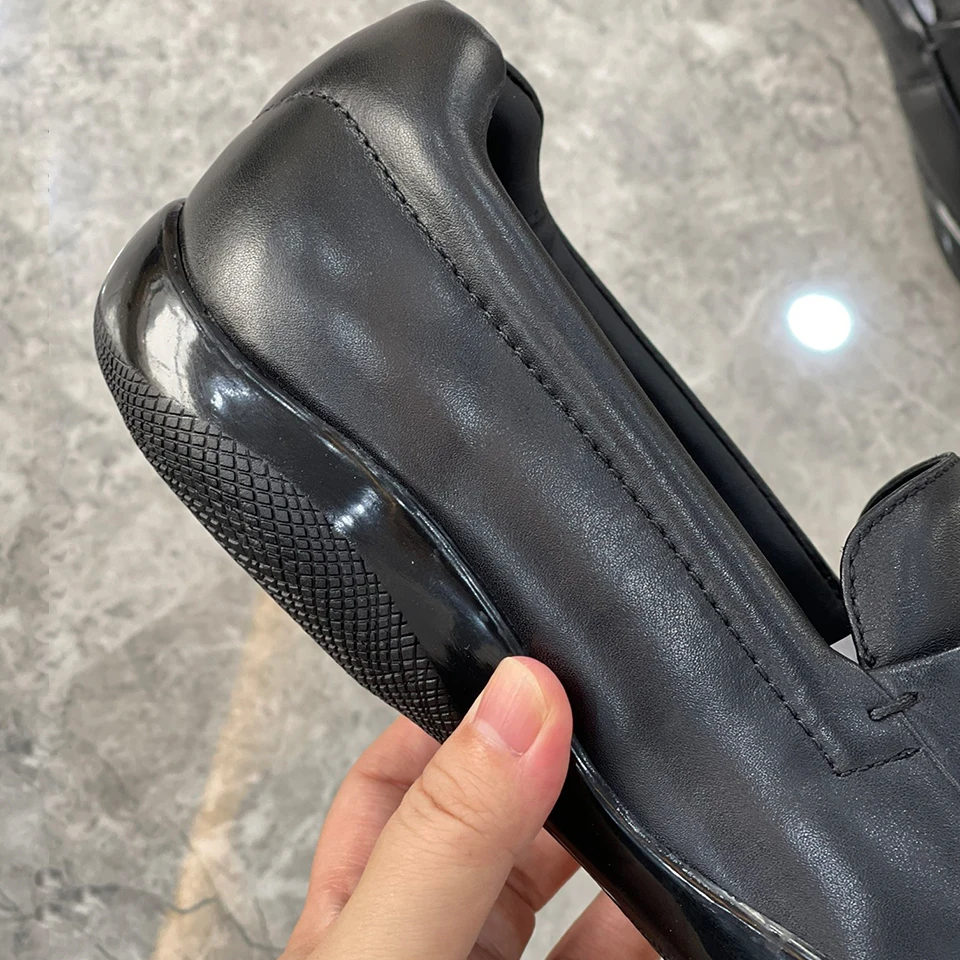 2021 Men's Casual Wear Leather Luxury Massage Sole Acupoint Shoes are Specially Designed For Leisure Holiday Parties And Banquet
2021 Men's Casual Wear Leather Luxury Massage Sole Acupoint Shoes are Specially Designed For Leisure Holiday Parties And Banquet