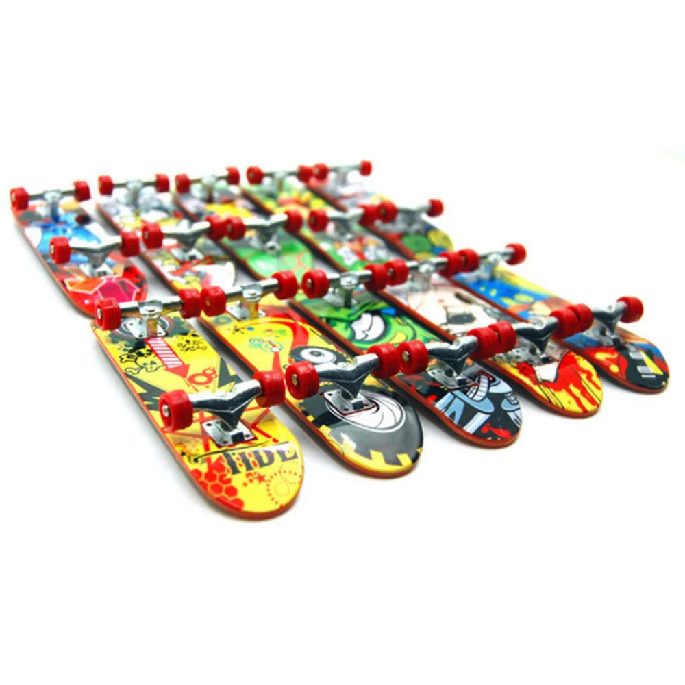 6PCS Mini Skateboard Deck Truck Finger Board Park for Boy Kid Children Gift (Random Color)
6PCS Mini Skateboard Deck Truck Finger Board Park for Boy Kid Children Gift (Random Color)