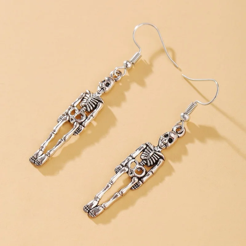 Креативные серьги на Хэллоуин для мужчин и женщин, индивидуальная ретро-подвеска в виде черепа, праздничная атмосфера, зло, ювелирные издел...
Креативные серьги на Хэллоуин для мужчин и женщин, индивидуальная ретро-подвеска в виде черепа, праздничная атмосфера, зло, ювелирные издел...