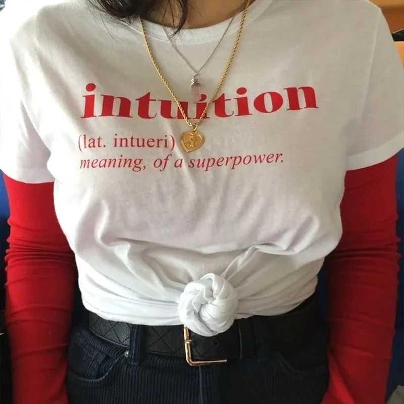 Женская футболка с коротким рукавом, в стиле ретро
Женская футболка с коротким рукавом, в стиле ретро