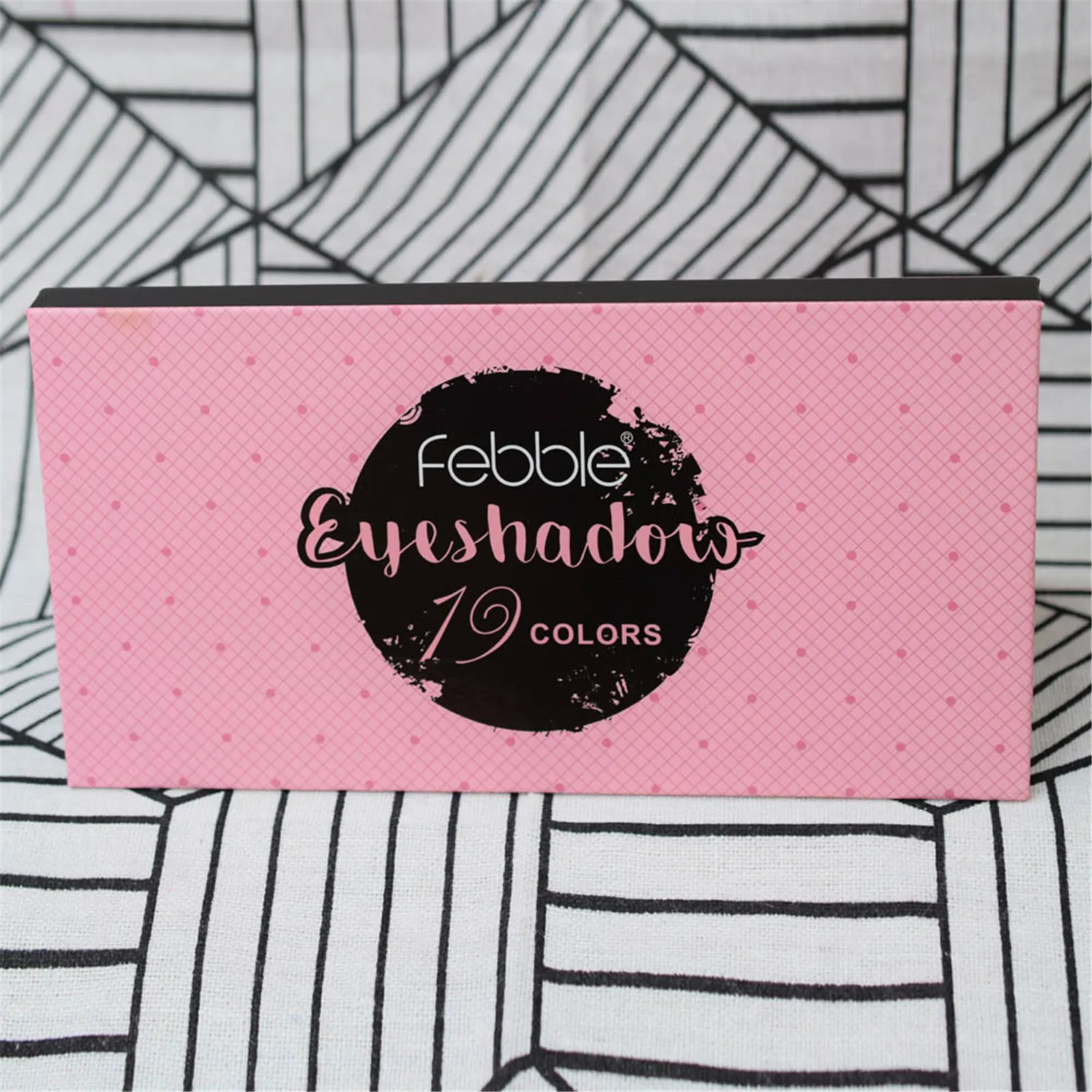 HAICAR Eye shadow Professional eyeshadows Matte Eyeshadow Highlight Powder 19 Color Powder Box Makeup glitter eyeshadow makeup
HAICAR Eye shadow Professional eyeshadows Matte Eyeshadow Highlight Powder 19 Color Powder Box Makeup glitter eyeshadow makeup