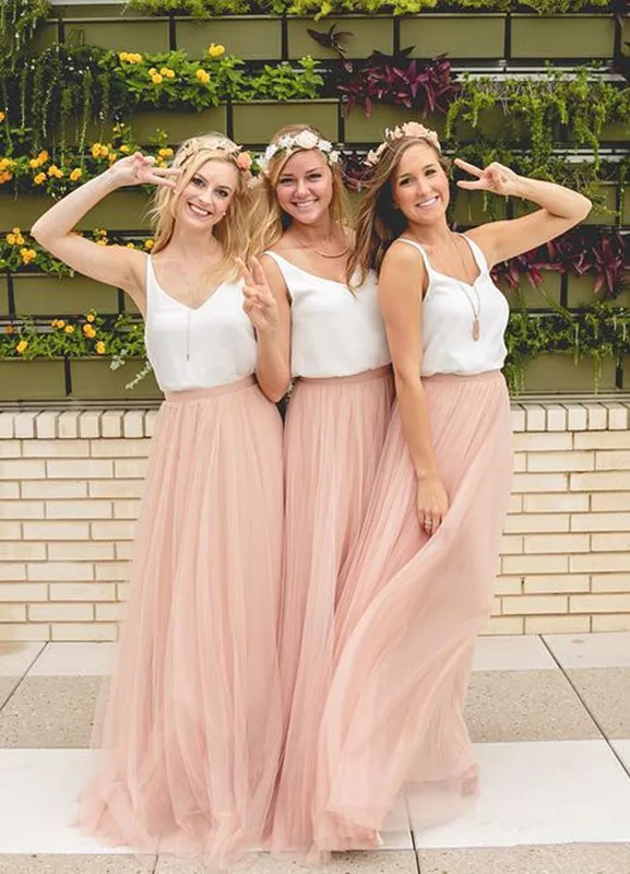 Cheap Bridesmaid Dresses Under 50 A-line V-neck Tulle Backless Long Wedding Party Dresses
Cheap Bridesmaid Dresses Under 50 A-line V-neck Tulle Backless Long Wedding Party Dresses