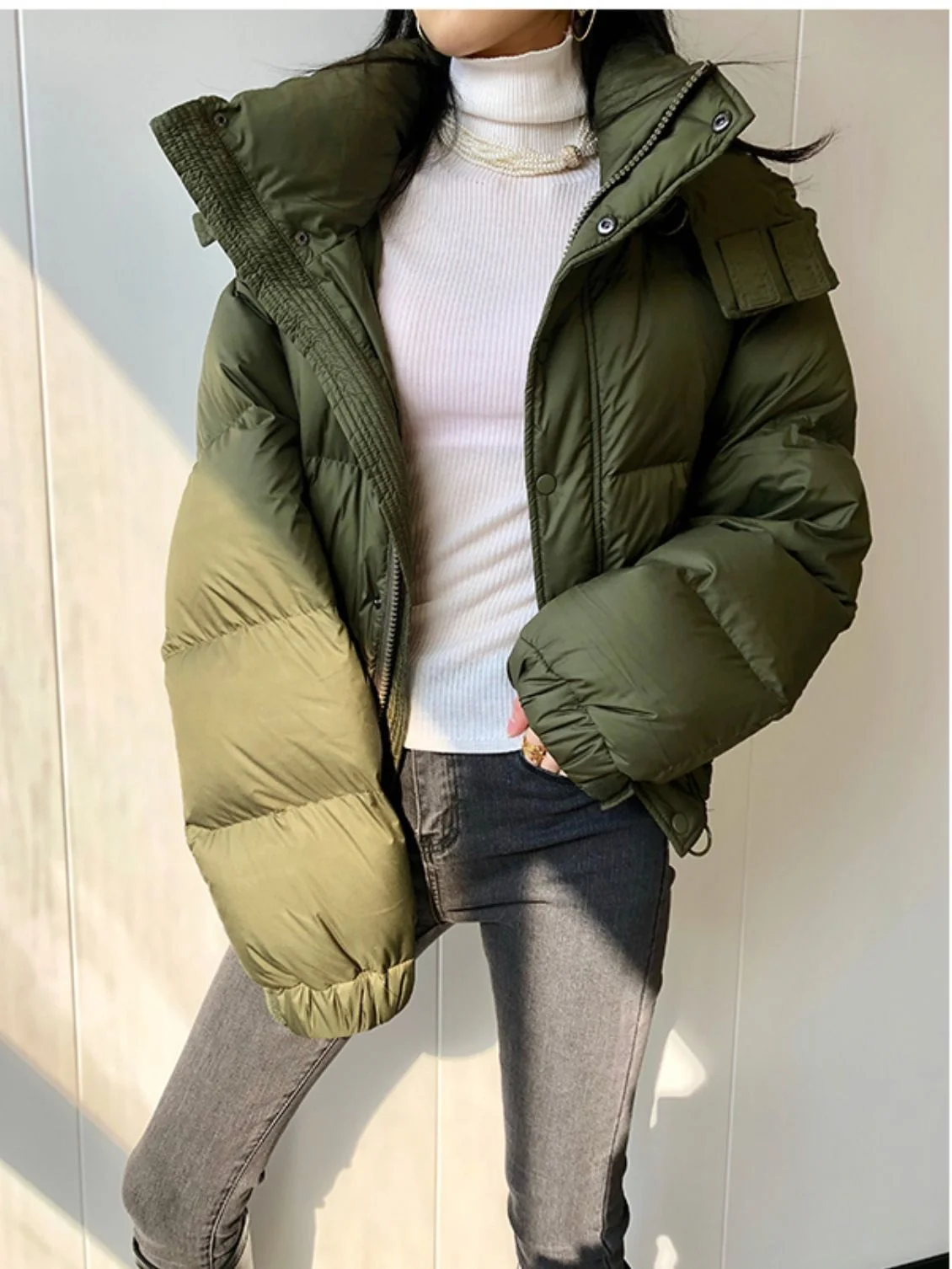 The new product is the same exotic green aging bright yellow bread puff thickened down jacket for women and short jacket for
The new product is the same exotic green aging bright yellow bread puff thickened down jacket for women and short jacket for
