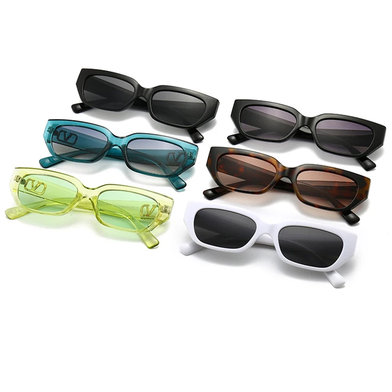 Retro Vintage Small Rectangle Sunglasses Women Brand Designer Square Sun Glasses Female Eyewears Shades UV400
Retro Vintage Small Rectangle Sunglasses Women Brand Designer Square Sun Glasses Female Eyewears Shades UV400