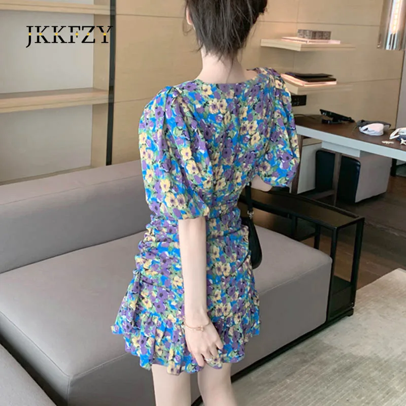 Lady Style V-Neck Dresses Women's 2021 Spring Summer Puff Sleeve Fashion Floral Short Dress Pack hip Ruffle Print Dress
Lady Style V-Neck Dresses Women's 2021 Spring Summer Puff Sleeve Fashion Floral Short Dress Pack hip Ruffle Print Dress