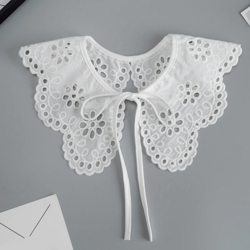 Women Decorative False Fake Collar Hollow Out Jacquard Lotus Floral Big Shawl Wrap Lace-Up Bow Necklace Short Capelet
Women Decorative False Fake Collar Hollow Out Jacquard Lotus Floral Big Shawl Wrap Lace-Up Bow Necklace Short Capelet