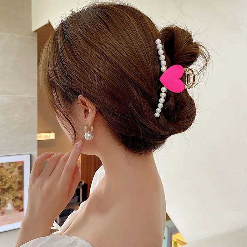 2021 New Women Cute Heart Pearls Hair Claws Sweet Back Hair Hold Hair Decoration Clips Hairpin Headband Fashion Hair Accessories
2021 New Women Cute Heart Pearls Hair Claws Sweet Back Hair Hold Hair Decoration Clips Hairpin Headband Fashion Hair Accessories