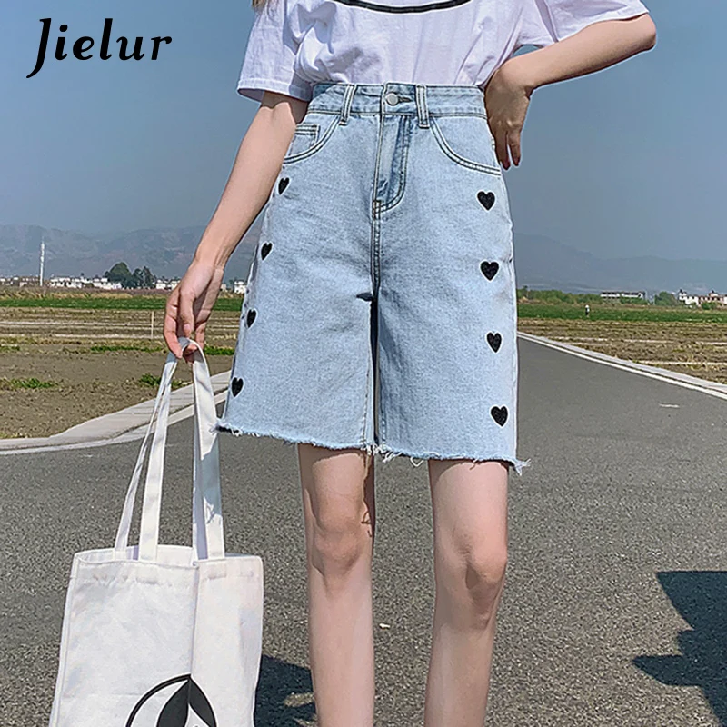 Jielur Высокая талия любовь вышивка джинсовые шорты для женщин Свободные по колено джинсы для женщин женские новые летние карман шорты синего ...
Jielur Высокая талия любовь вышивка джинсовые шорты для женщин Свободные по колено джинсы для женщин женские новые летние карман шорты синего ...