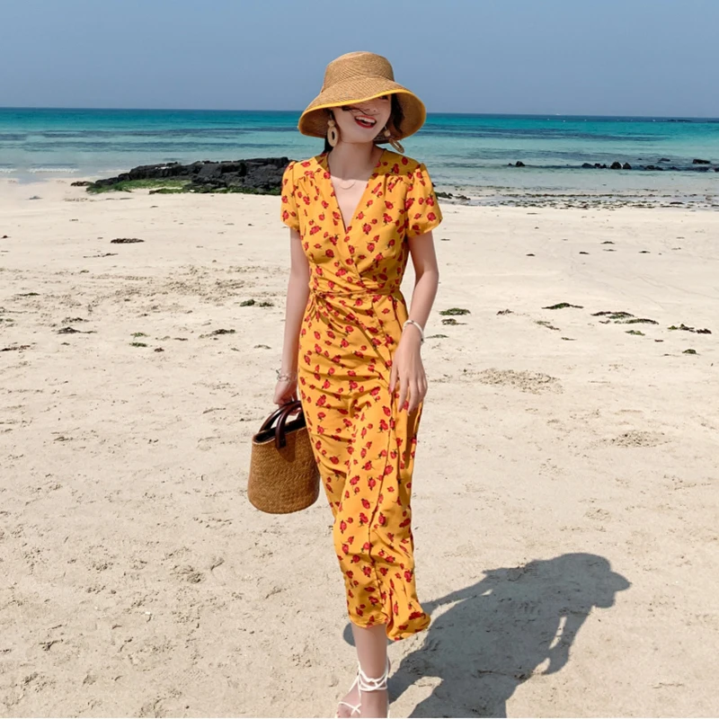 Summer Women Floral Print Slim Yellow Dress Fairy Boho Elegant Vacation Tropical Long Beach Dress Vintage Korean Runway Vestidos
Summer Women Floral Print Slim Yellow Dress Fairy Boho Elegant Vacation Tropical Long Beach Dress Vintage Korean Runway Vestidos