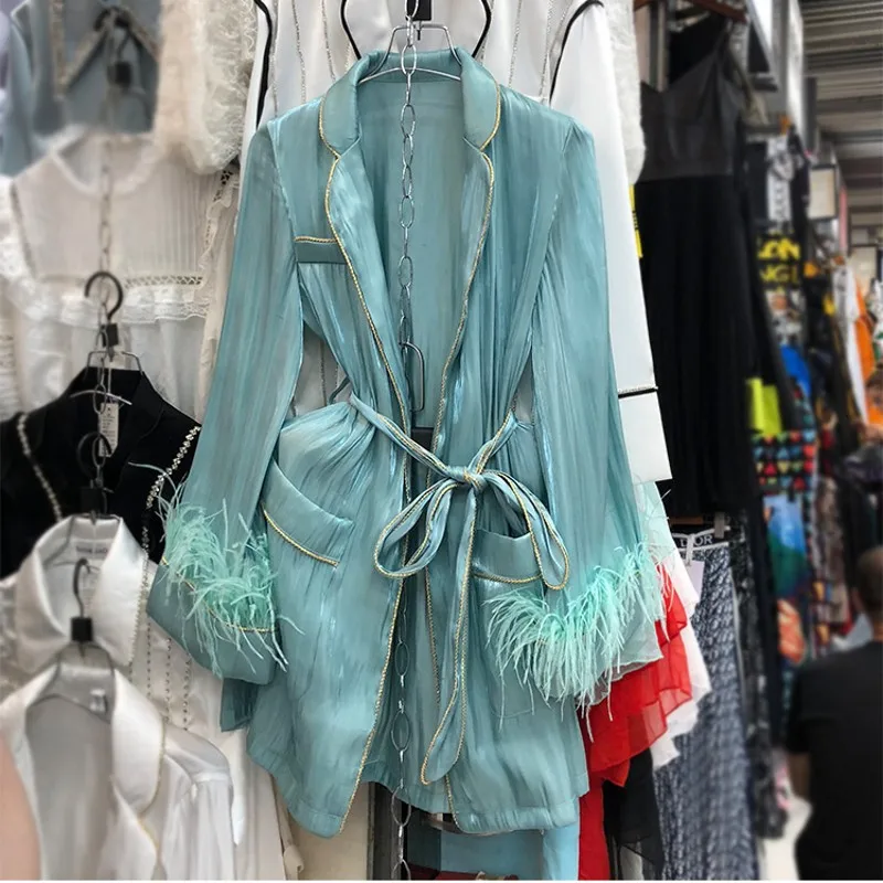 2021 Spring New Sweet Long Sleeve Women Long Sleeve Loose Shirt Coats With Feather Belt Tops Korea Womens Green Blouses
2021 Spring New Sweet Long Sleeve Women Long Sleeve Loose Shirt Coats With Feather Belt Tops Korea Womens Green Blouses