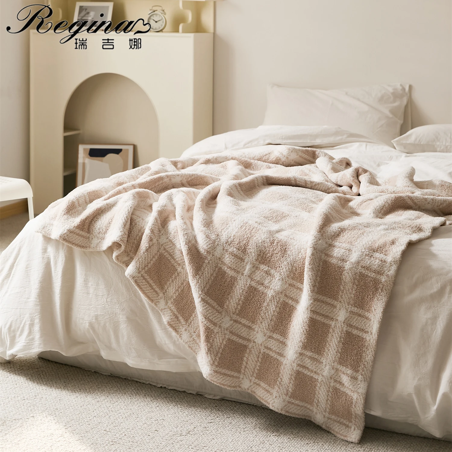 REGINA Microfiber Fluffy Stripe Plaid Blanket Gorgeous Home Decoration Super Cozy Soft Fuzzy Knitted Sofa Bed Warm Throw Blanket
REGINA Microfiber Fluffy Stripe Plaid Blanket Gorgeous Home Decoration Super Cozy Soft Fuzzy Knitted Sofa Bed Warm Throw Blanket