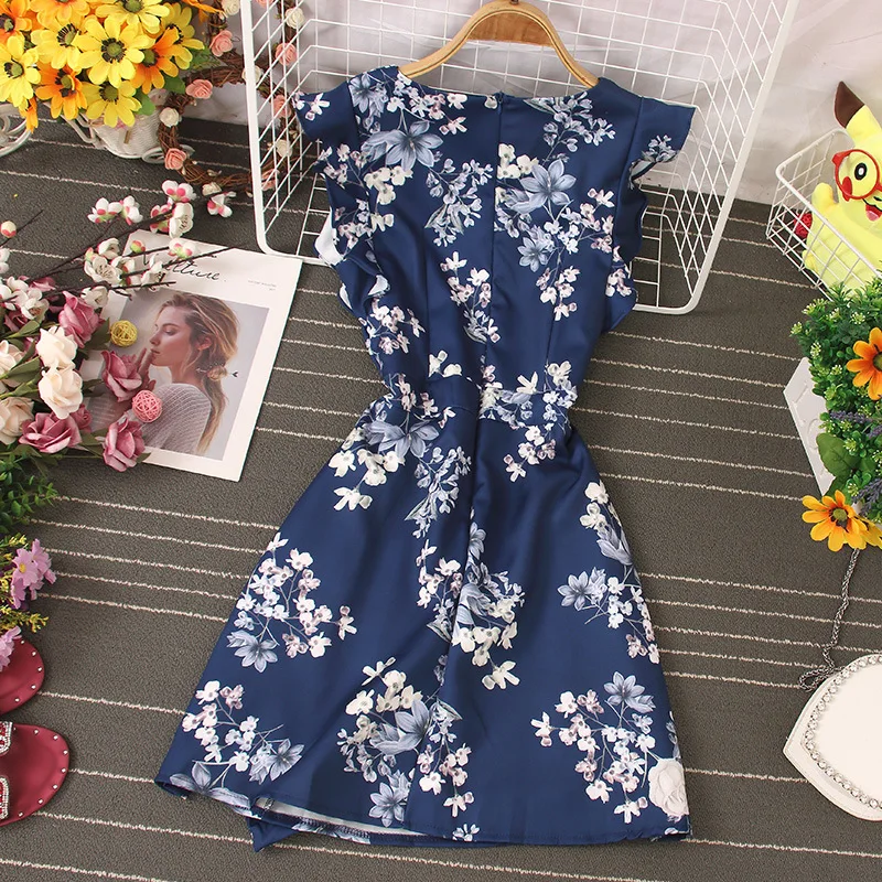 2021 New Spring Summer Street Style Floral Women's Dress V Neck Sleeveless High Waist Temperament Print Ladies Dress
2021 New Spring Summer Street Style Floral Women's Dress V Neck Sleeveless High Waist Temperament Print Ladies Dress