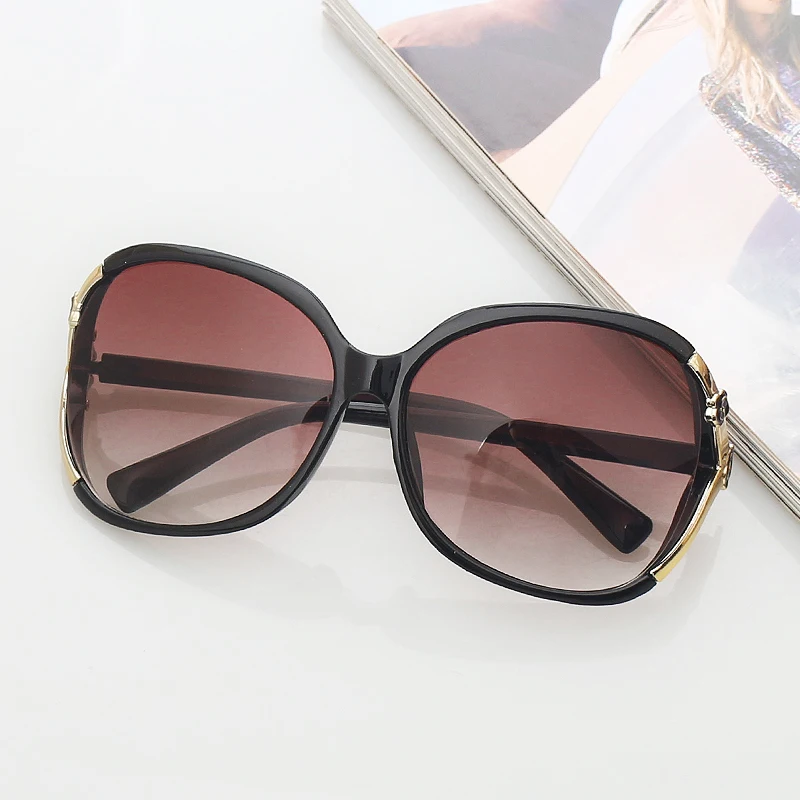 Солнцезащитные очки градиентные UV400 женские, винтажные модные, для путешествий, лето 2022
Солнцезащитные очки градиентные UV400 женские, винтажные модные, для путешествий, лето 2022