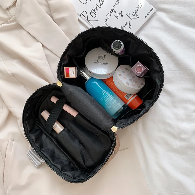 Ladies Cosmetic Bag Large Capacity Multifunctional Travel Waterproof Simple Portable Makeup Bag Women's Cosmetic Bag Storage Box
Ladies Cosmetic Bag Large Capacity Multifunctional Travel Waterproof Simple Portable Makeup Bag Women's Cosmetic Bag Storage Box