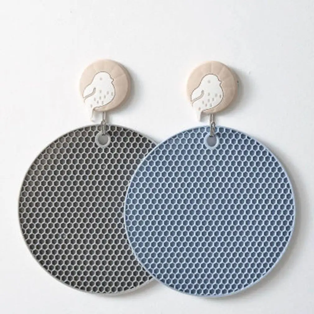 Siliconen Pot Houders Dikke Hot Pads Voor Keuken Hittebestendige Antislip Mat Flesopener Cup Mat Decoratie Keuken accessoires
Siliconen Pot Houders Dikke Hot Pads Voor Keuken Hittebestendige Antislip Mat Flesopener Cup Mat Decoratie Keuken accessoires