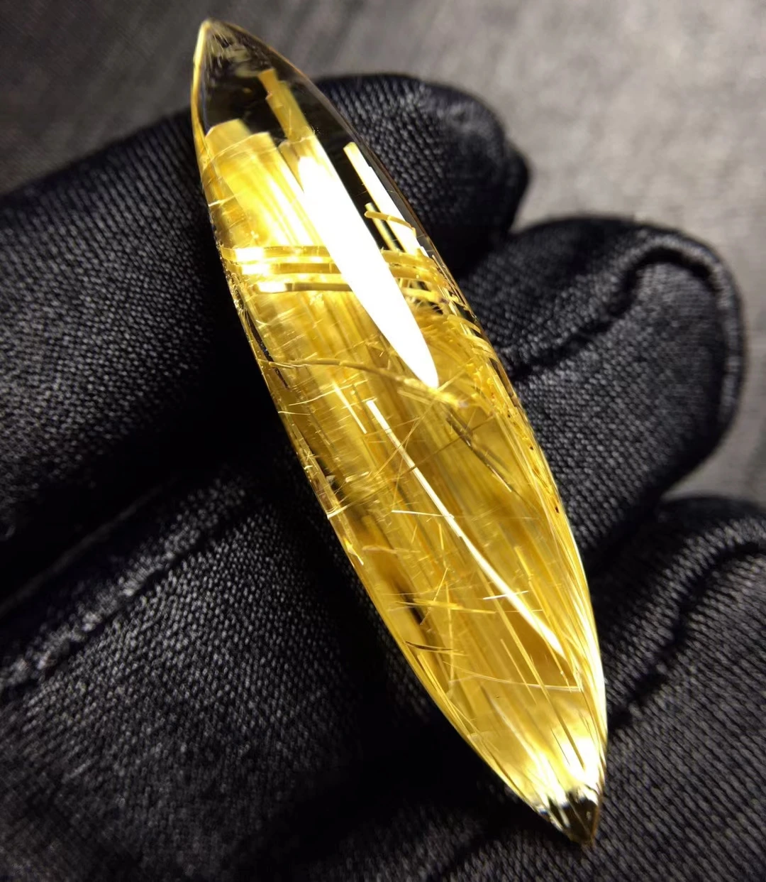 Подлинный натуральный Золотой рутилированный кварцевый кулон 40,3*10,4*9,5 мм богатый камень для женщин и мужчин ювелирные изделия подлинные ...
Подлинный натуральный Золотой рутилированный кварцевый кулон 40,3*10,4*9,5 мм богатый камень для женщин и мужчин ювелирные изделия подлинные ...