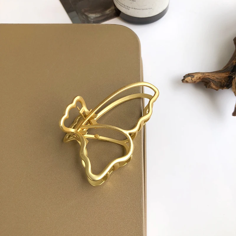 Hair Accessories Simple Butterfly Hollow Hairclip 2021 New Korean Style Fashion Hair Claw Clips Women Hair Wearing
Hair Accessories Simple Butterfly Hollow Hairclip 2021 New Korean Style Fashion Hair Claw Clips Women Hair Wearing