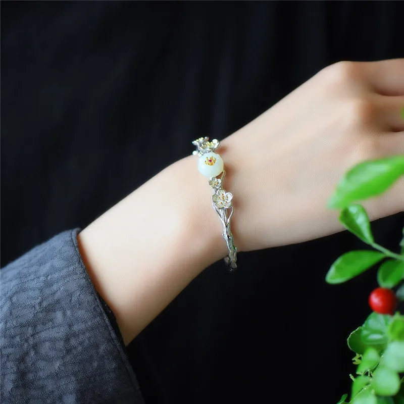UBESTNICE Natural Hetain White Jade Cute Plum Flower Bangles For Women Girl Gift Fine Jewelry 925 Sterling Silver Cuff Bracelets
UBESTNICE Natural Hetain White Jade Cute Plum Flower Bangles For Women Girl Gift Fine Jewelry 925 Sterling Silver Cuff Bracelets