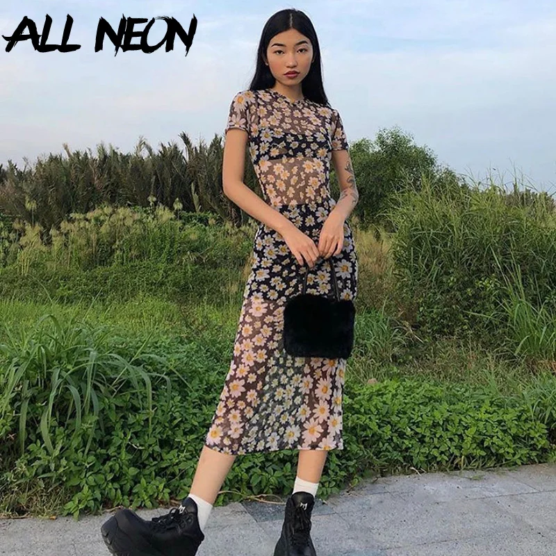 ALLNeon Streetwear Floral Mesh Maxi Dresses Cute Vintage Flowers Printing O-neck Short Sleeve Bodycon Long Dress Transparent
ALLNeon Streetwear Floral Mesh Maxi Dresses Cute Vintage Flowers Printing O-neck Short Sleeve Bodycon Long Dress Transparent