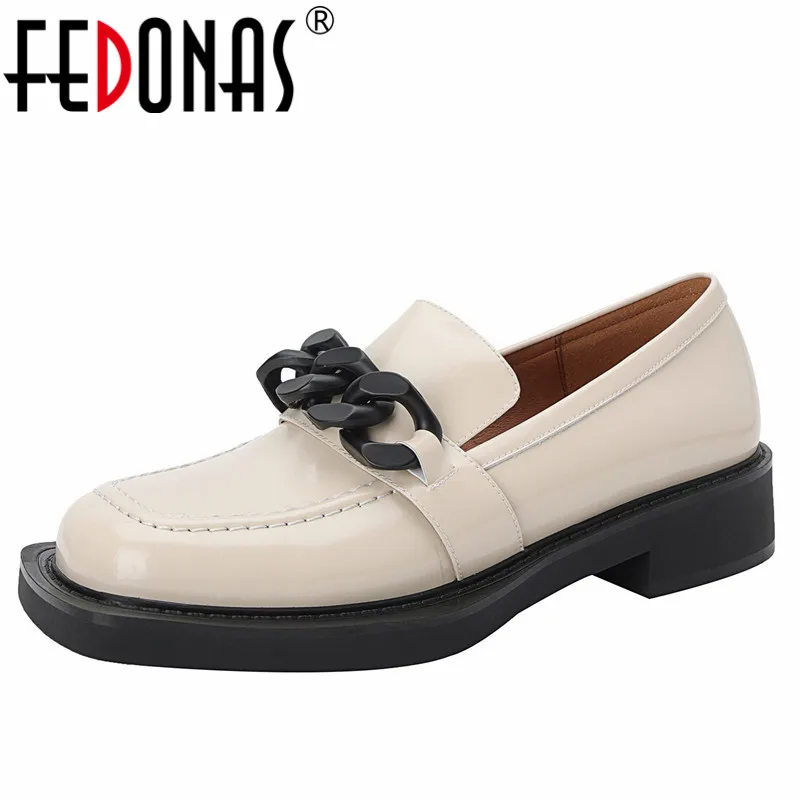FEDONAS High Quality Genuine Leather Women Pumps Spring Summer Low Heels Casual Loafers Shoes Woman Classic Retro Style Chain 
FEDONAS High Quality Genuine Leather Women Pumps Spring Summer Low Heels Casual Loafers Shoes Woman Classic Retro Style Chain