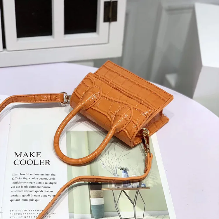 Mini Small Square Bag Shoulder Bags Crossbody Bag Women Designer Wallet Tote Crocodile Pattern Women'S Messenger Handbag
Mini Small Square Bag Shoulder Bags Crossbody Bag Women Designer Wallet Tote Crocodile Pattern Women'S Messenger Handbag