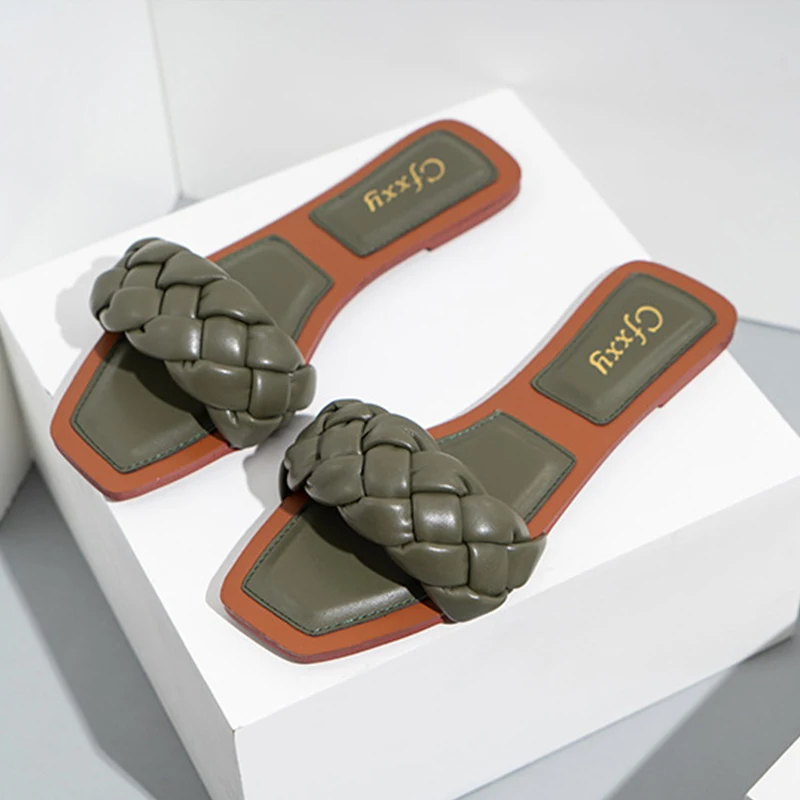 New Fashion Weave Slippers Women Square Toe Flat Casual Shoes Women Slide 2021 Summer Flip Flops Beach Sandal Slipper Big size42
New Fashion Weave Slippers Women Square Toe Flat Casual Shoes Women Slide 2021 Summer Flip Flops Beach Sandal Slipper Big size42