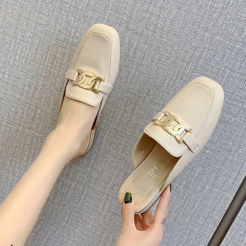 Female Shoes Slippers Casual Square heel Rivet Slides Cover Toe Low Med 2021 Luxury Block Flat Soft Summer Rubber Hoof Heels PU
Female Shoes Slippers Casual Square heel Rivet Slides Cover Toe Low Med 2021 Luxury Block Flat Soft Summer Rubber Hoof Heels PU