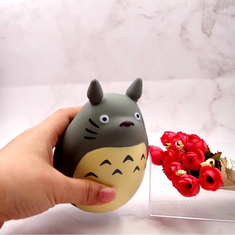 12cm Hayao Miyazaki Animation Film Action Figure Spirited Away Totoro Model Toys Piggy Bank
12cm Hayao Miyazaki Animation Film Action Figure Spirited Away Totoro Model Toys Piggy Bank