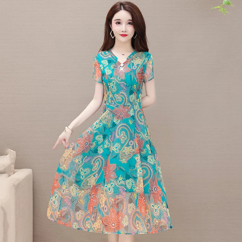 Женские летние модные шифоновые платья с V-образным вырезом, новые женские тонкие платья для женщин среднего возраста, женские праздвечерни...
Женские летние модные шифоновые платья с V-образным вырезом, новые женские тонкие платья для женщин среднего возраста, женские праздвечерни...