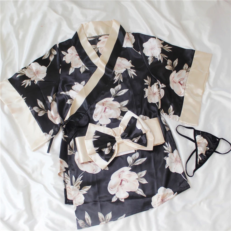 Japanese Kimono Sexy Cosplay Outfit For Women Traditional Style Robe Yukata Costumes Pajamas Soft Silk Belt 3pcs Set Black Red
Japanese Kimono Sexy Cosplay Outfit For Women Traditional Style Robe Yukata Costumes Pajamas Soft Silk Belt 3pcs Set Black Red