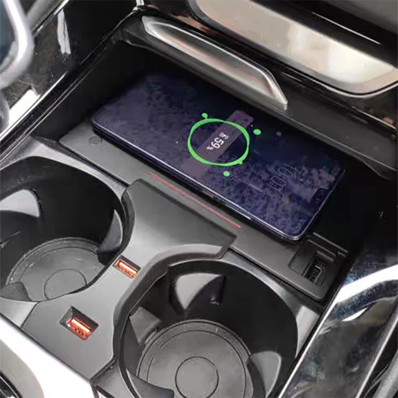 15W Car QI wireless charger fast phone charger charging plate pad for BMW X3 G01 X4 G02 X3M F97 X4M 98 2018 2019 2020 2021
15W Car QI wireless charger fast phone charger charging plate pad for BMW X3 G01 X4 G02 X3M F97 X4M 98 2018 2019 2020 2021
