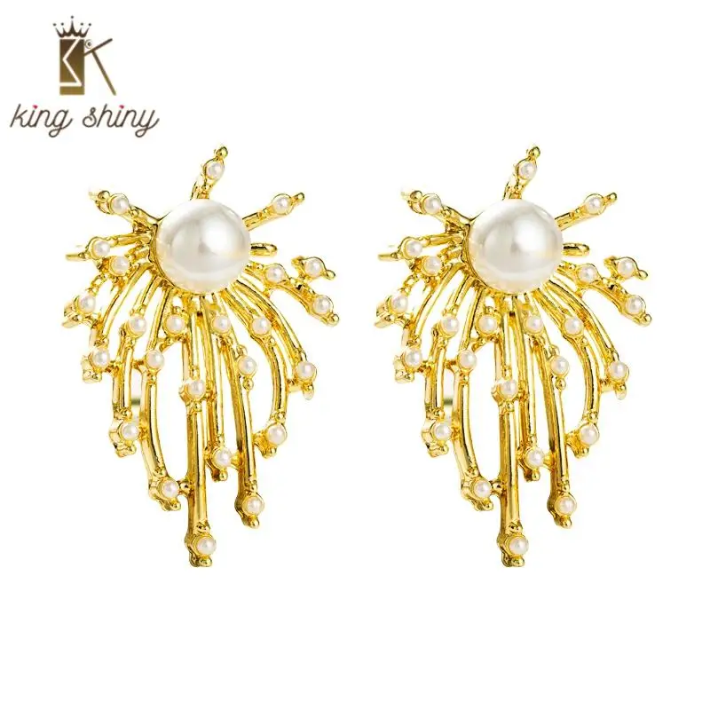Elegant Korean Fir Work Shaped Stud Earrings for Woman Vintage Simulated Pearl Statement Earring Woman Party Ear Jewelry Brincos
Elegant Korean Fir Work Shaped Stud Earrings for Woman Vintage Simulated Pearl Statement Earring Woman Party Ear Jewelry Brincos