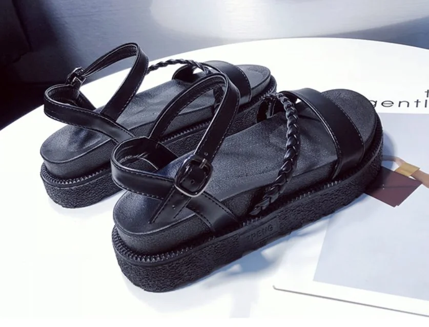 Summer shoes woman Flat Platform Sandals Women Soft Leather Casual Open Toe Gladiator wedges Women Shoes
Summer shoes woman Flat Platform Sandals Women Soft Leather Casual Open Toe Gladiator wedges Women Shoes