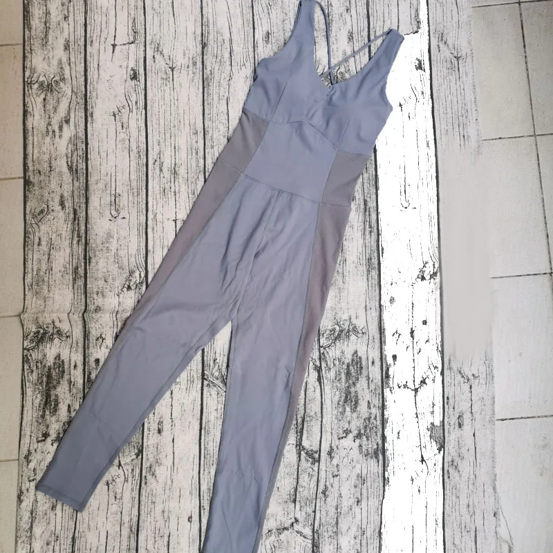 V-neck One-piece Yoga Sets Women Sleeveless Gym Clothing Sports Suit with Padded Back Strap Cross Dance Rompers Fitness Jumpsuit
V-neck One-piece Yoga Sets Women Sleeveless Gym Clothing Sports Suit with Padded Back Strap Cross Dance Rompers Fitness Jumpsuit