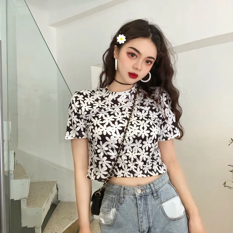 Women's t-shirts Summer Top White Cotton Retro Printed Floral Loose Short Top T-shirts harajuku Sweet Flowers Slim Navel T-shirt 
Women's t-shirts Summer Top White Cotton Retro Printed Floral Loose Short Top T-shirts harajuku Sweet Flowers Slim Navel T-shirt