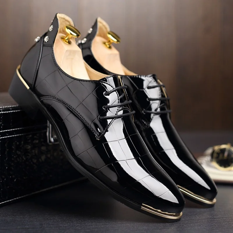 2021 new rivet men's shoes prom dress shoes patent leather pointed toe wedding wedding shoes men's plus size dress shoes men
2021 new rivet men's shoes prom dress shoes patent leather pointed toe wedding wedding shoes men's plus size dress shoes men