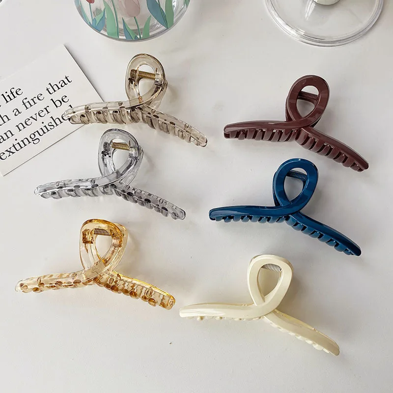Women's Elegant Large Transparent Solid Color Hairpins European and American Style Girls Hairclips Headdress Hair Accessories
Women's Elegant Large Transparent Solid Color Hairpins European and American Style Girls Hairclips Headdress Hair Accessories