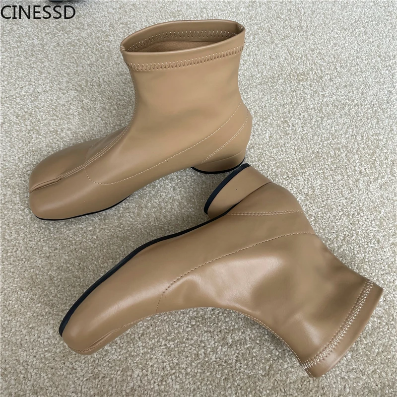 CINESSD Women Split Toe Ankle Ninja Tabi Boots Round Heels 3.5cm Medium Heel Brand Design Shoes Woman Short Boots Leather Boots
CINESSD Women Split Toe Ankle Ninja Tabi Boots Round Heels 3.5cm Medium Heel Brand Design Shoes Woman Short Boots Leather Boots