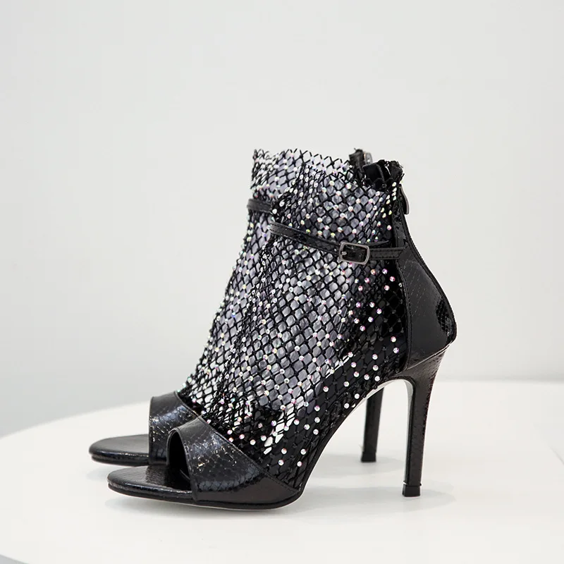 Peep Toe Boots Shoes Crystal Sandals Boots 2021 Autumn New Banquet Fine Heel Roman High Heels Sandals 35-42 Womens Shoes
Peep Toe Boots Shoes Crystal Sandals Boots 2021 Autumn New Banquet Fine Heel Roman High Heels Sandals 35-42 Womens Shoes